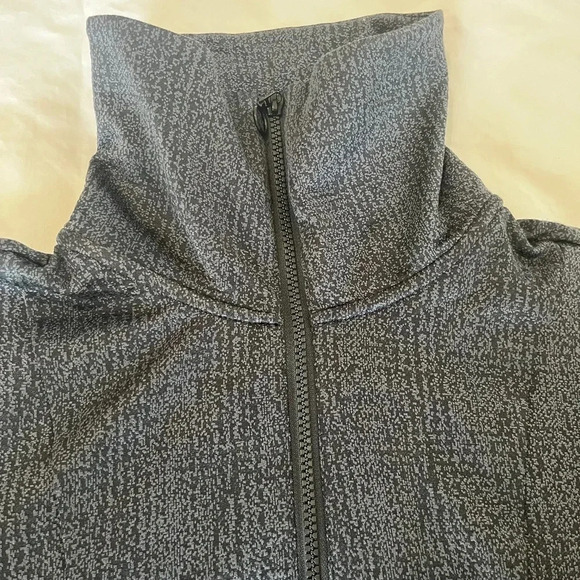 Mondetta Black Gray Speckle Quarter Zip Crop w/ Pocket Sweater | Size Medium - Picture 3 of 7